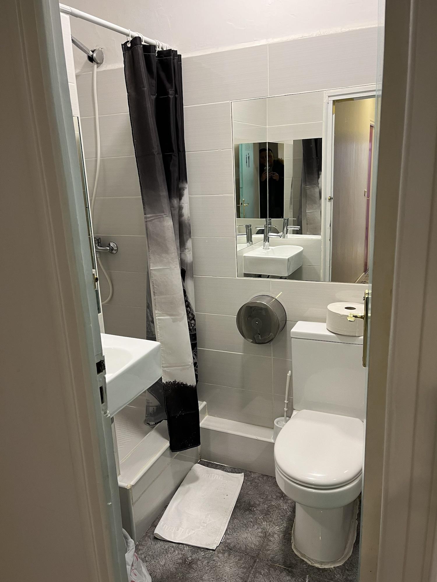 Equipamiento de Habitación Hostel Almansa