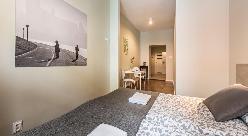 Vista Exterior Flamingo Hostel