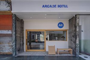 Alojamiento - Arcade Hotel