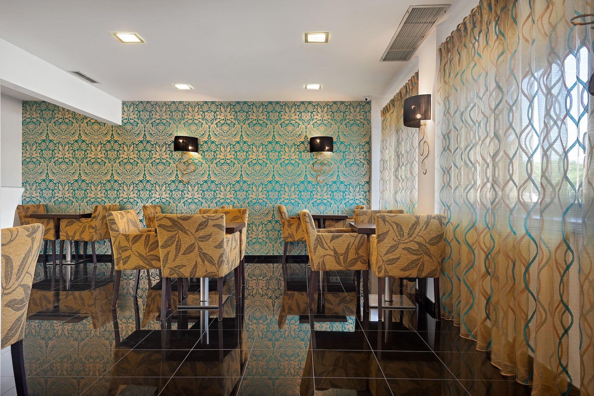 Bar/Salón Hotel DAH - Dom Afonso Henriques