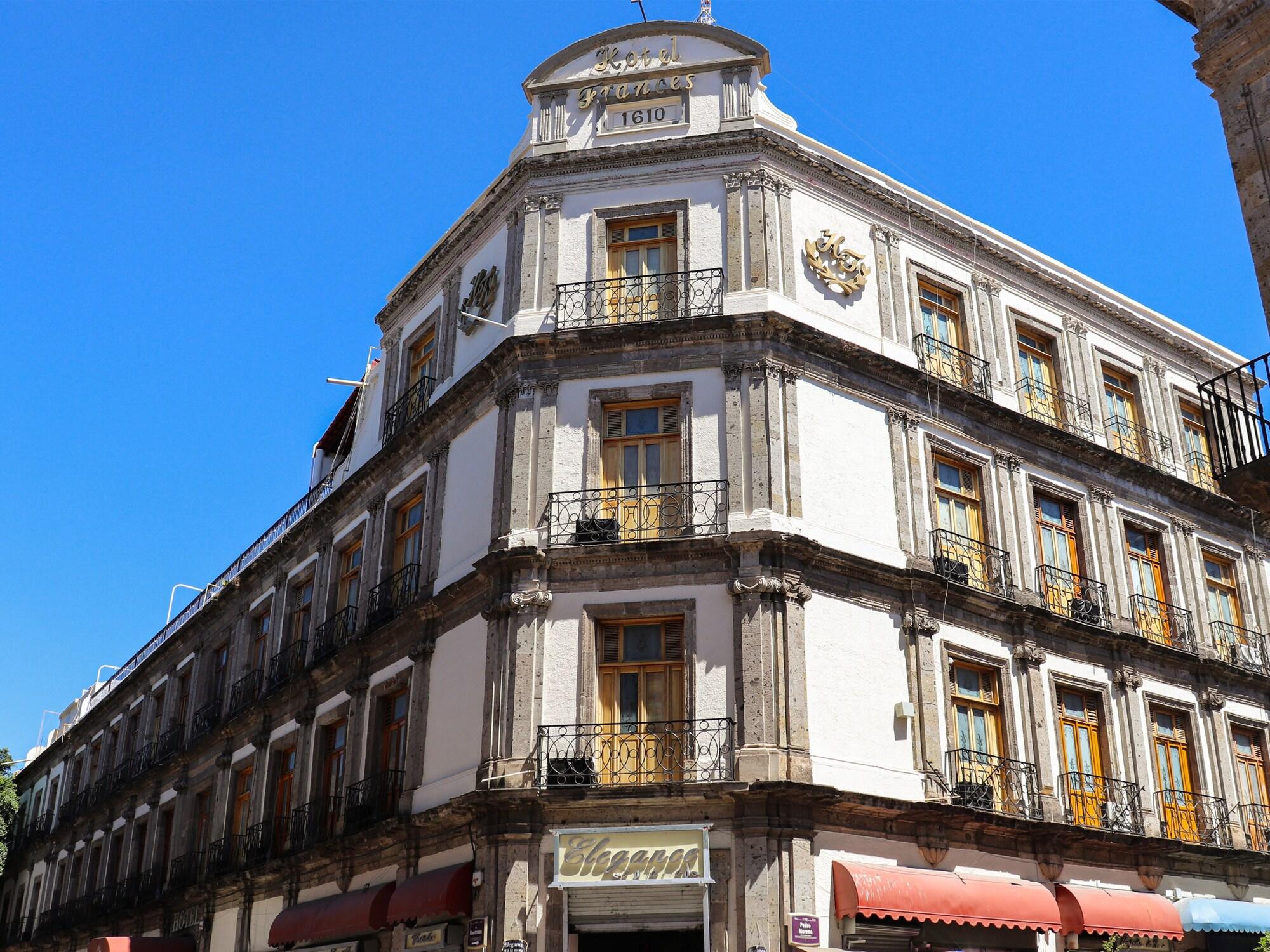 Varios Hotel Frances