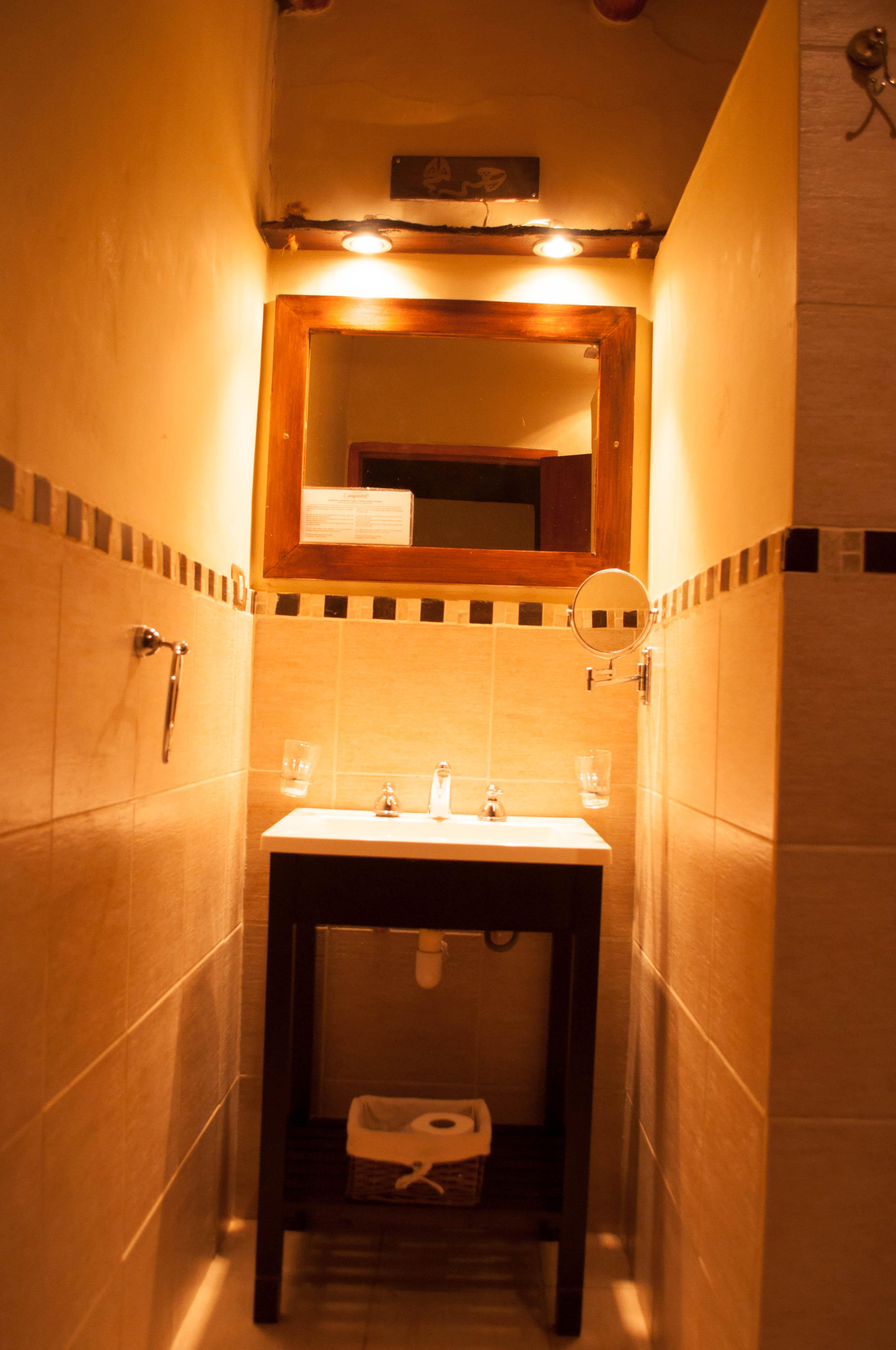 Baño Casagrande Hotel de Adobe