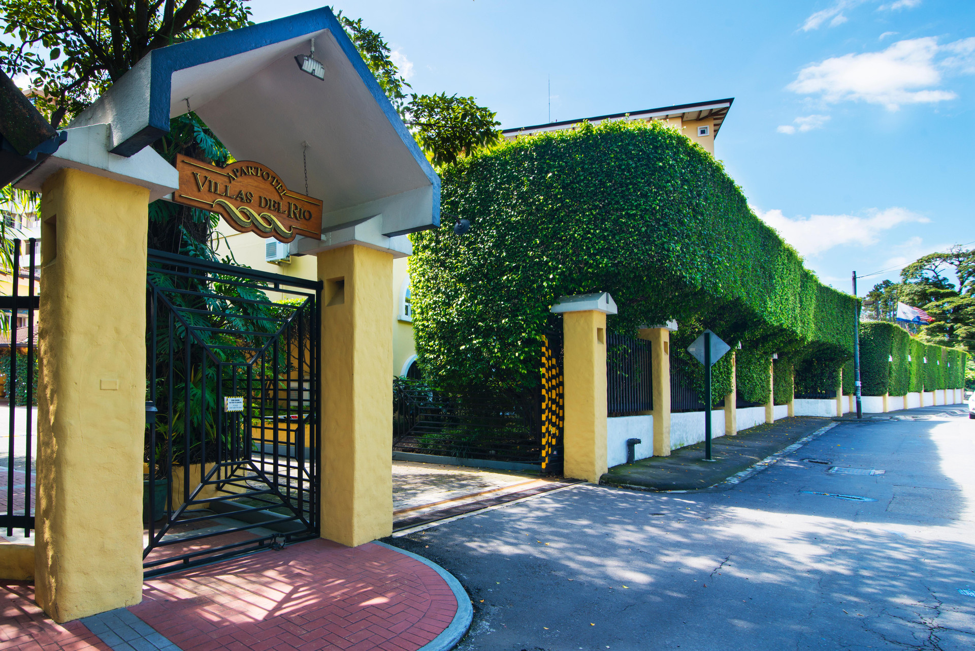 Vista Exterior Apartotel & Suites Villas del Rio