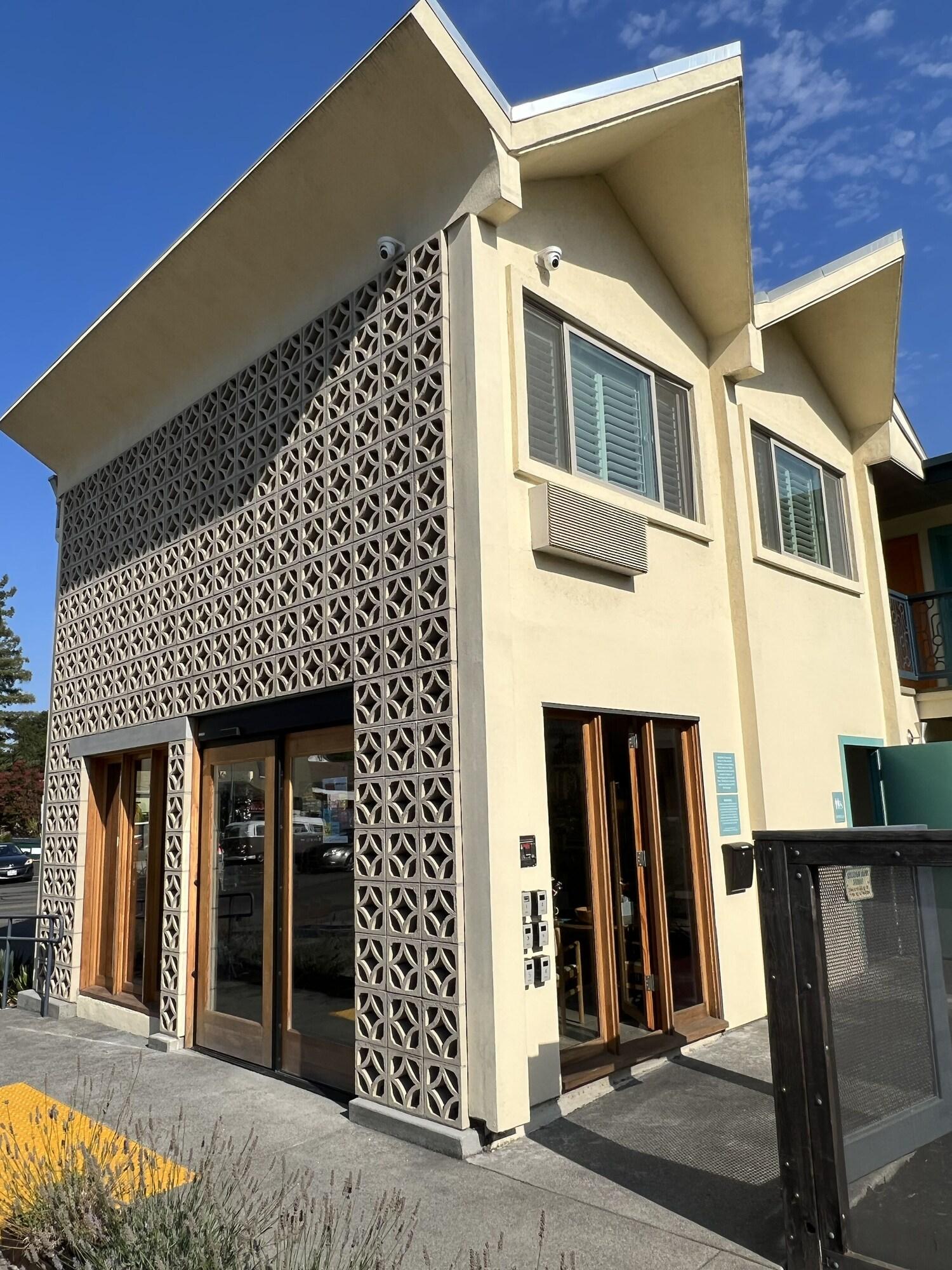 Vista Lobby The Astro