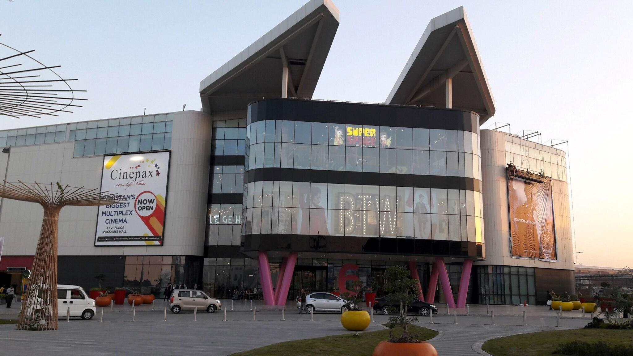 Vista Exterior The Nishat