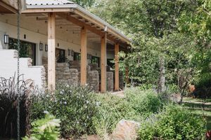 Alojamiento - Insika Lodge