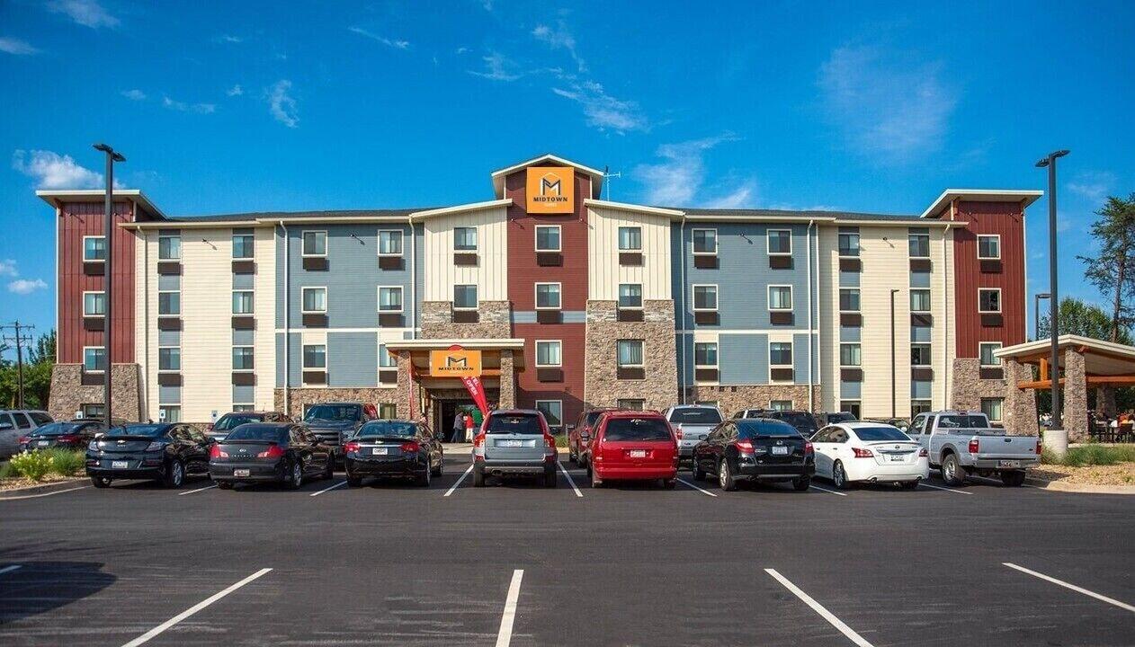 Varios Midtown Suites-Greenville