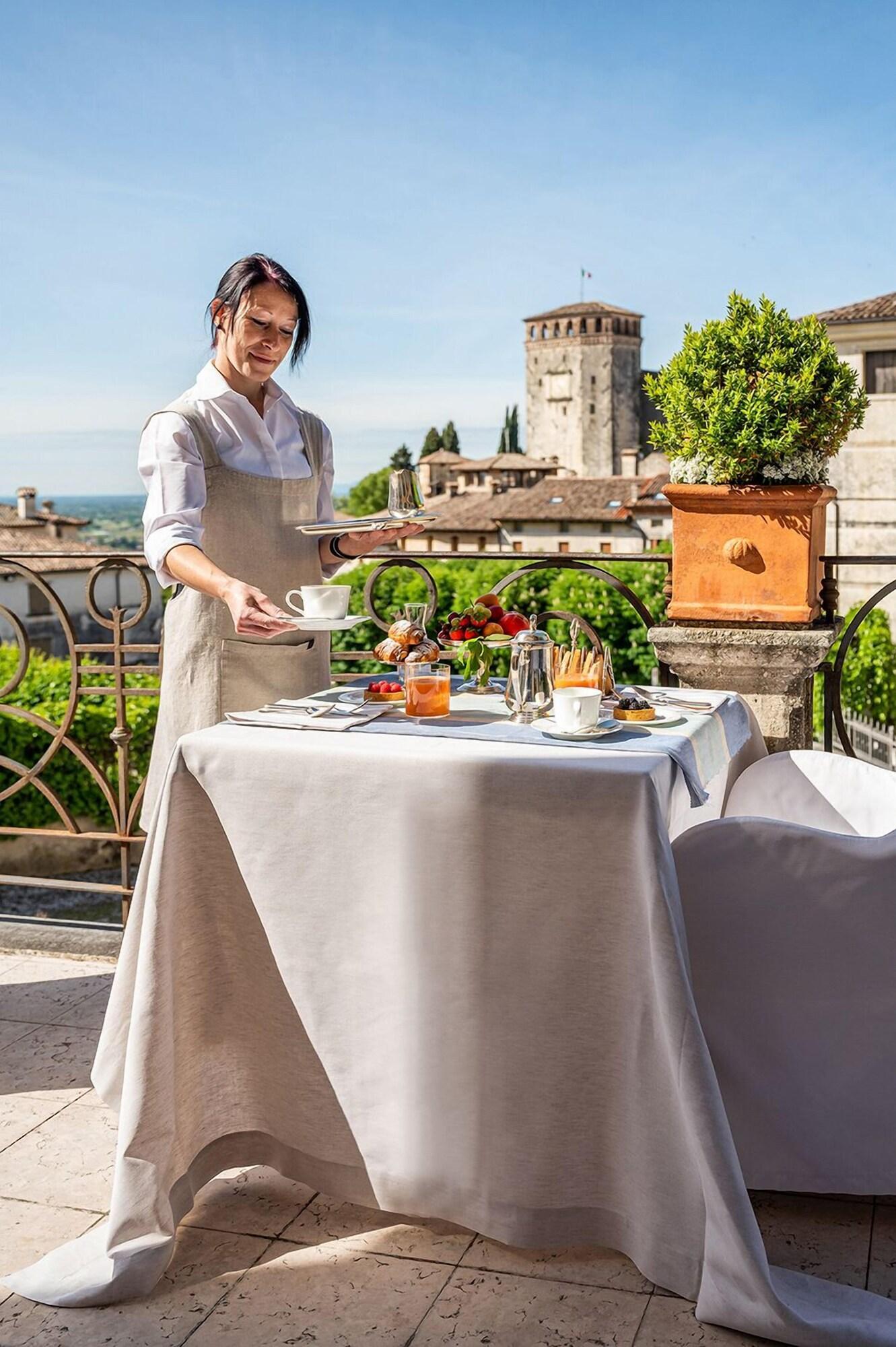 Bar/Salón Albergo Al Sole