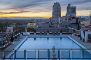 Alojamiento - Hotel Emperador