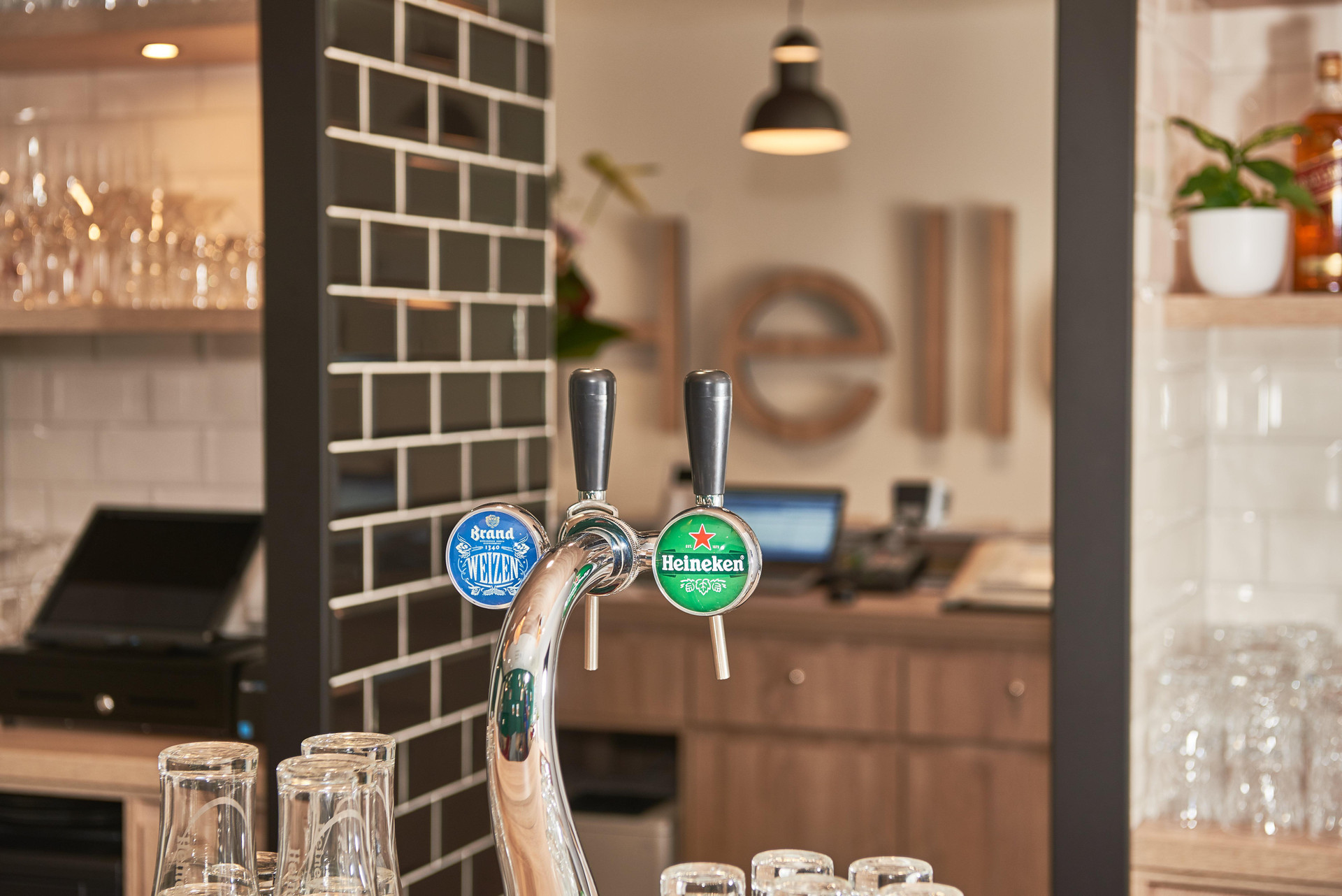 Bar/Salón Holiday Inn Express Amsterdam - City Hall by IHG