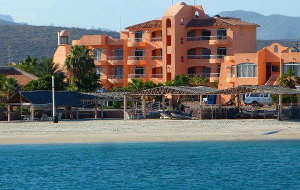 Club Hotel Cantamar Beach & Marina