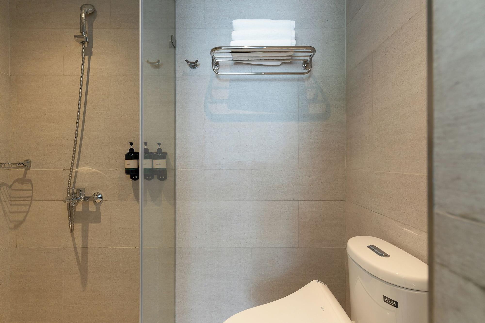 Equipamiento de Habitación MEANDER Saigon