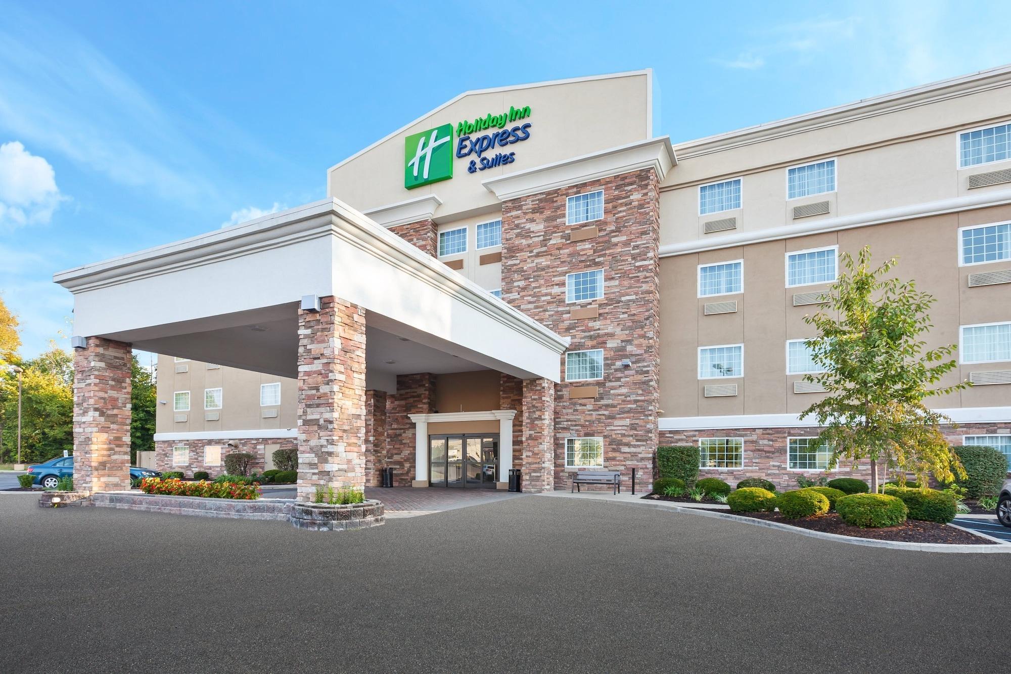 Vista Exterior Holiday Inn Express & Suites - North Carmel / Westfield by IHG