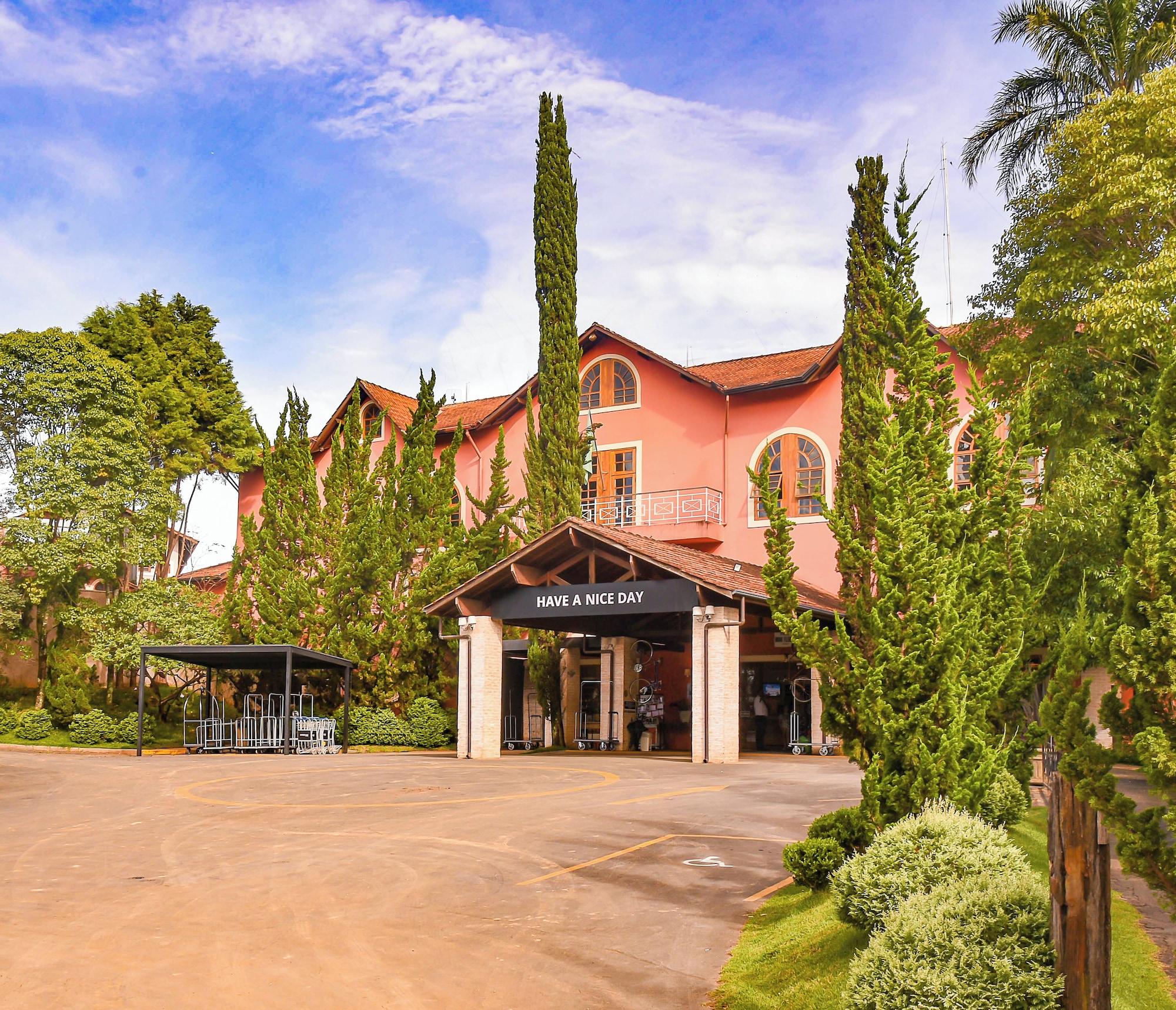 Vista Exterior MONREALE RESORT PARQUE AQUÁTICO