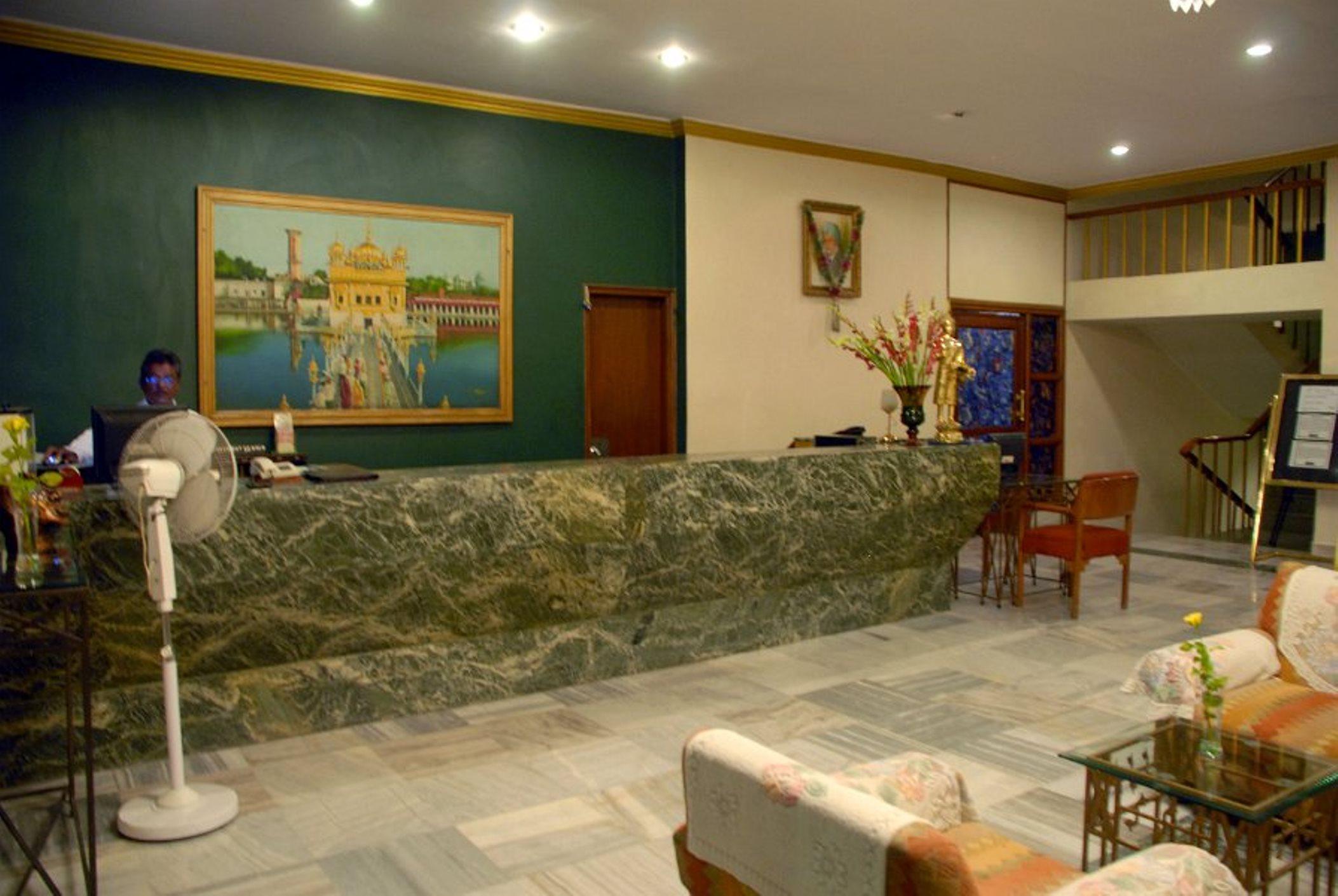 Vista Lobby Amarpreet