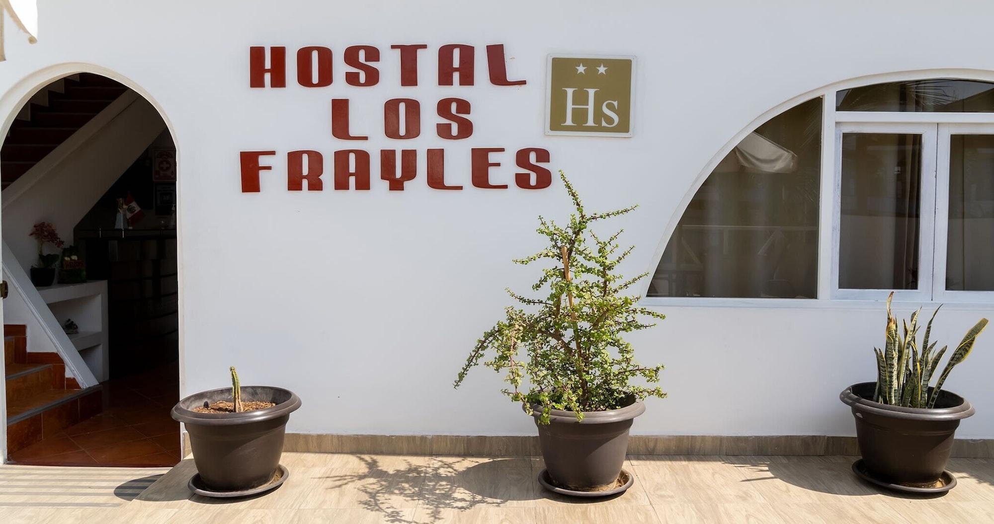 Vista Exterior Hostal Los Frayles