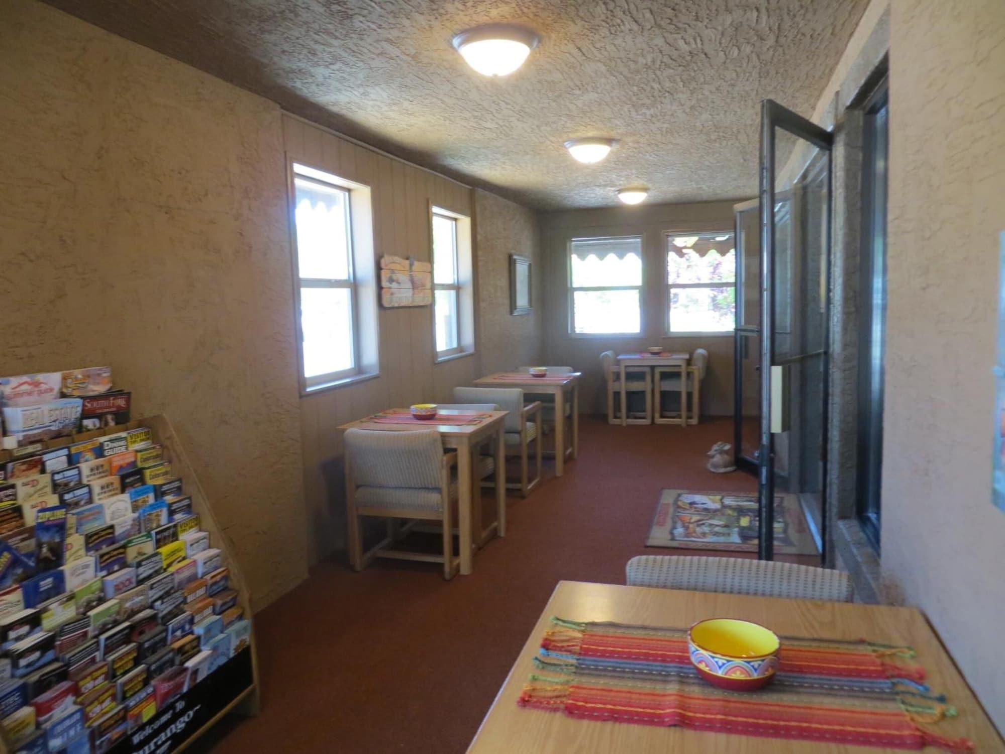 Restaurant Adobe Inn