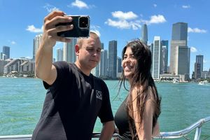 Actividad - Special Discount Offer: Miami Skyline Cruise of Millionaire's Homes on Luxury Yacht