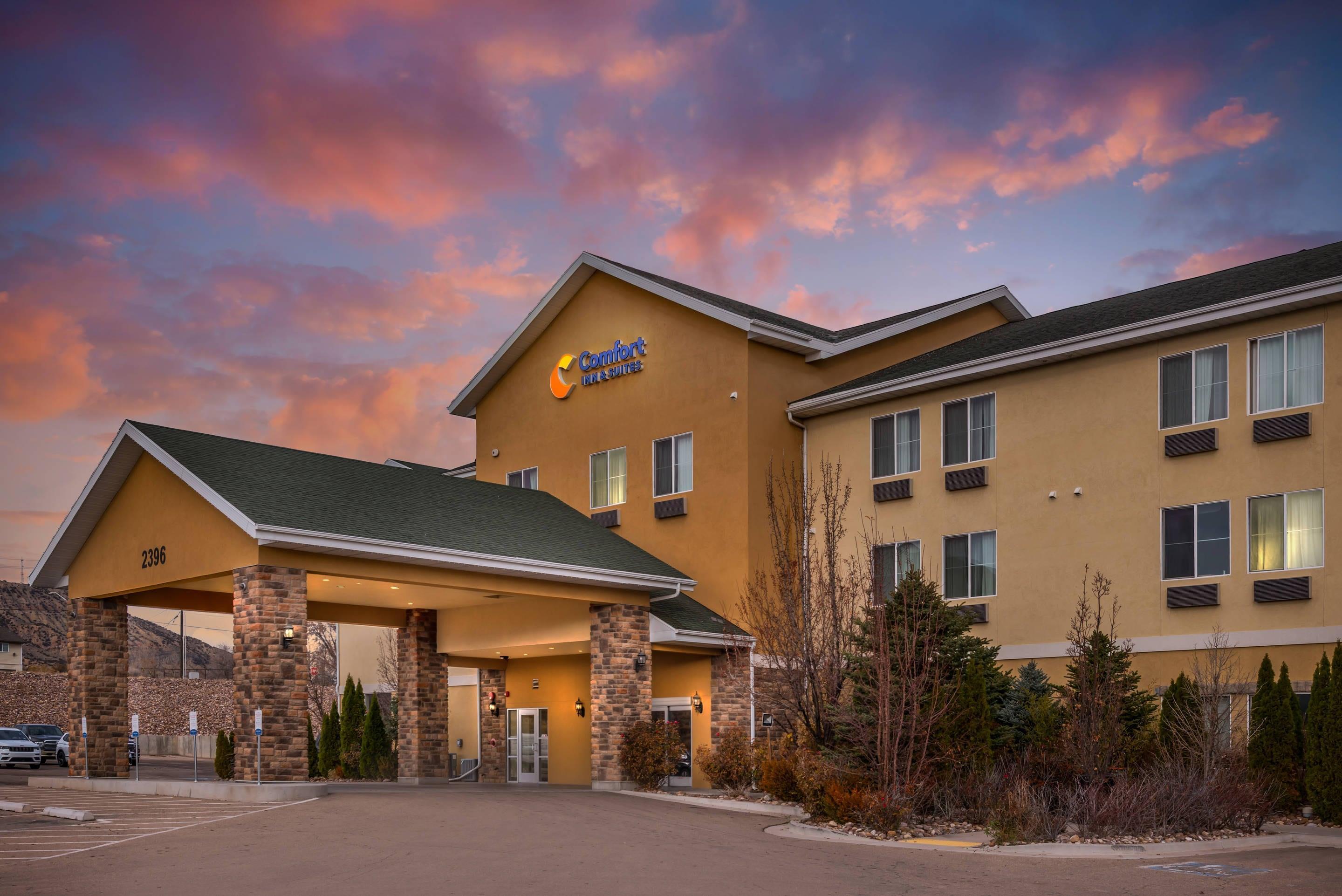 Vista Exterior Comfort Inn & Suites Vernal - National Monument Area