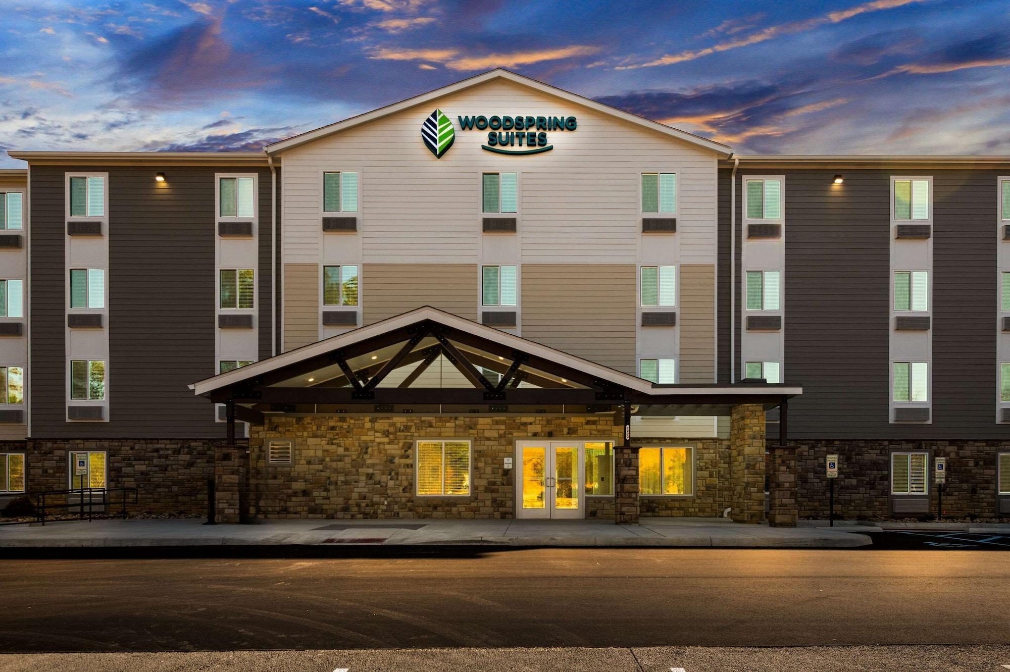 Vista Exterior Woodspring Suites Yorktown Newport News