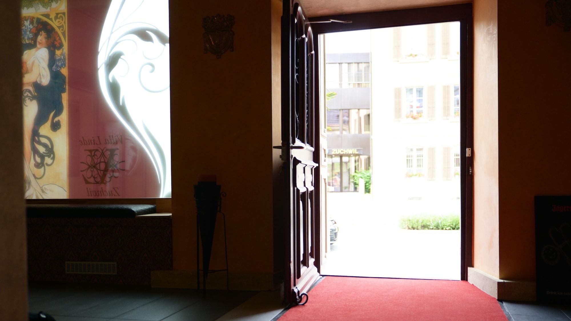 Vista Lobby Villa Linde