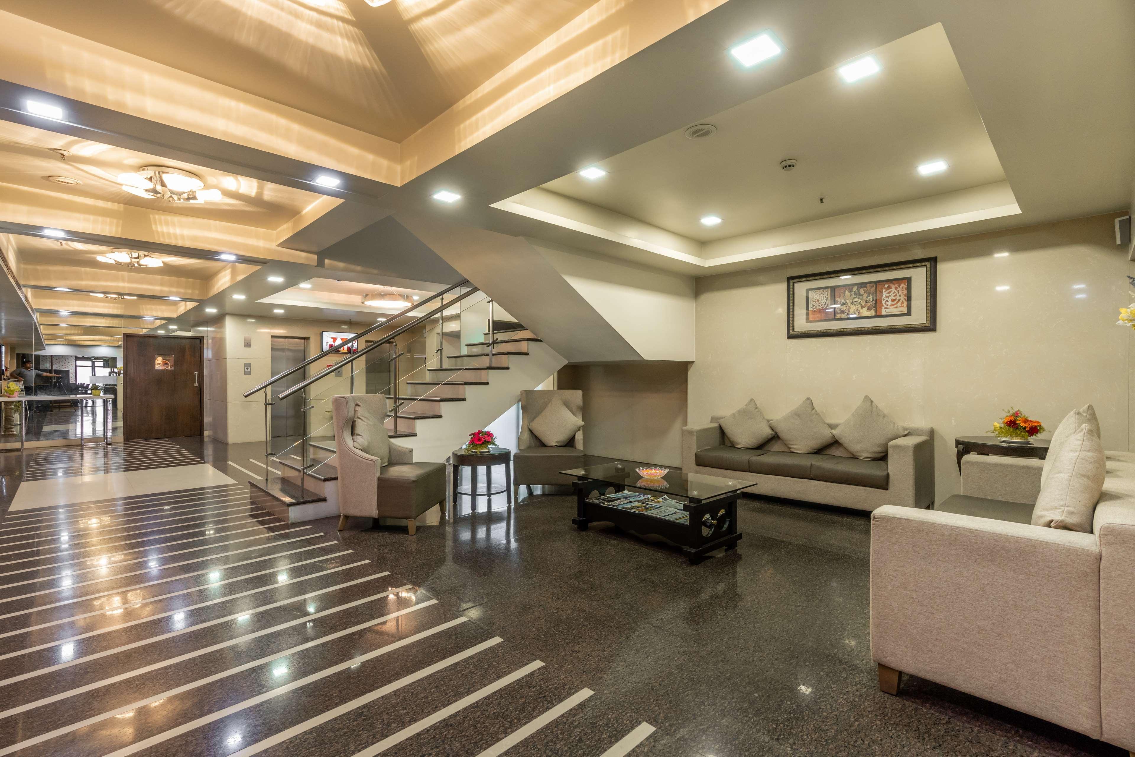 Vista Lobby Best Western Ramachandra