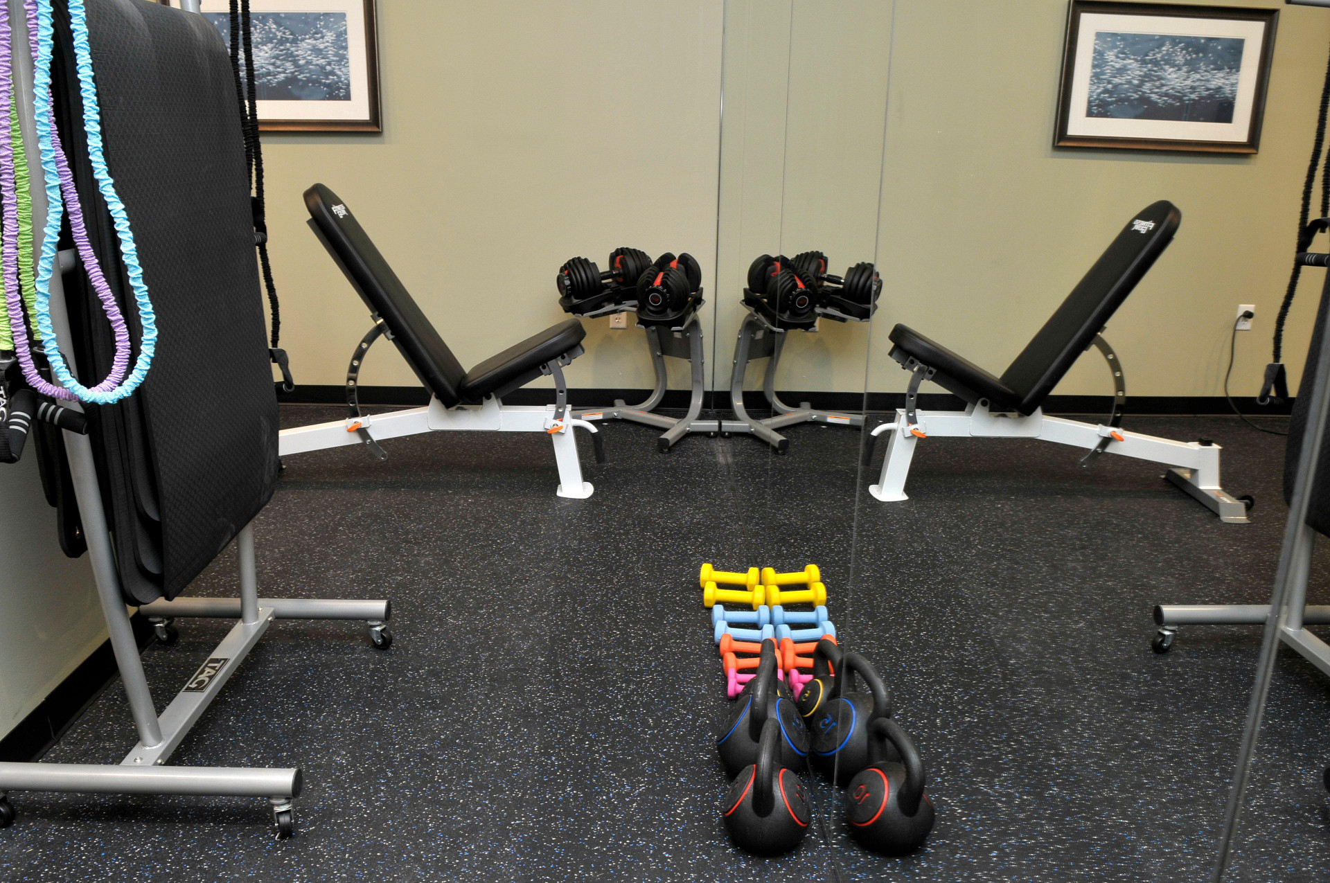Gimnasio Staybridge Suites St. Petersburg Downtown by IHG