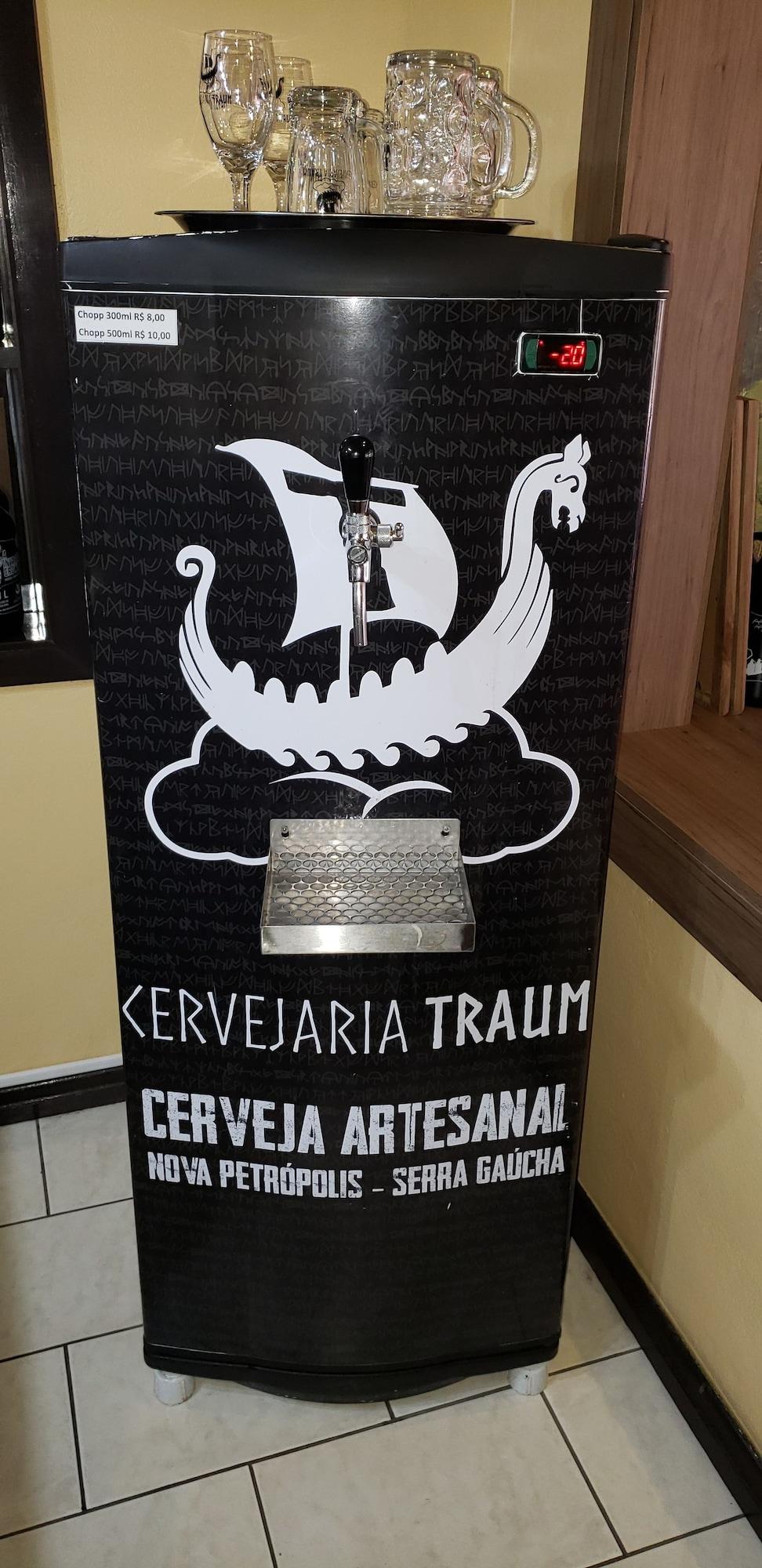 Bar/Salón Nova Pousada Mikas