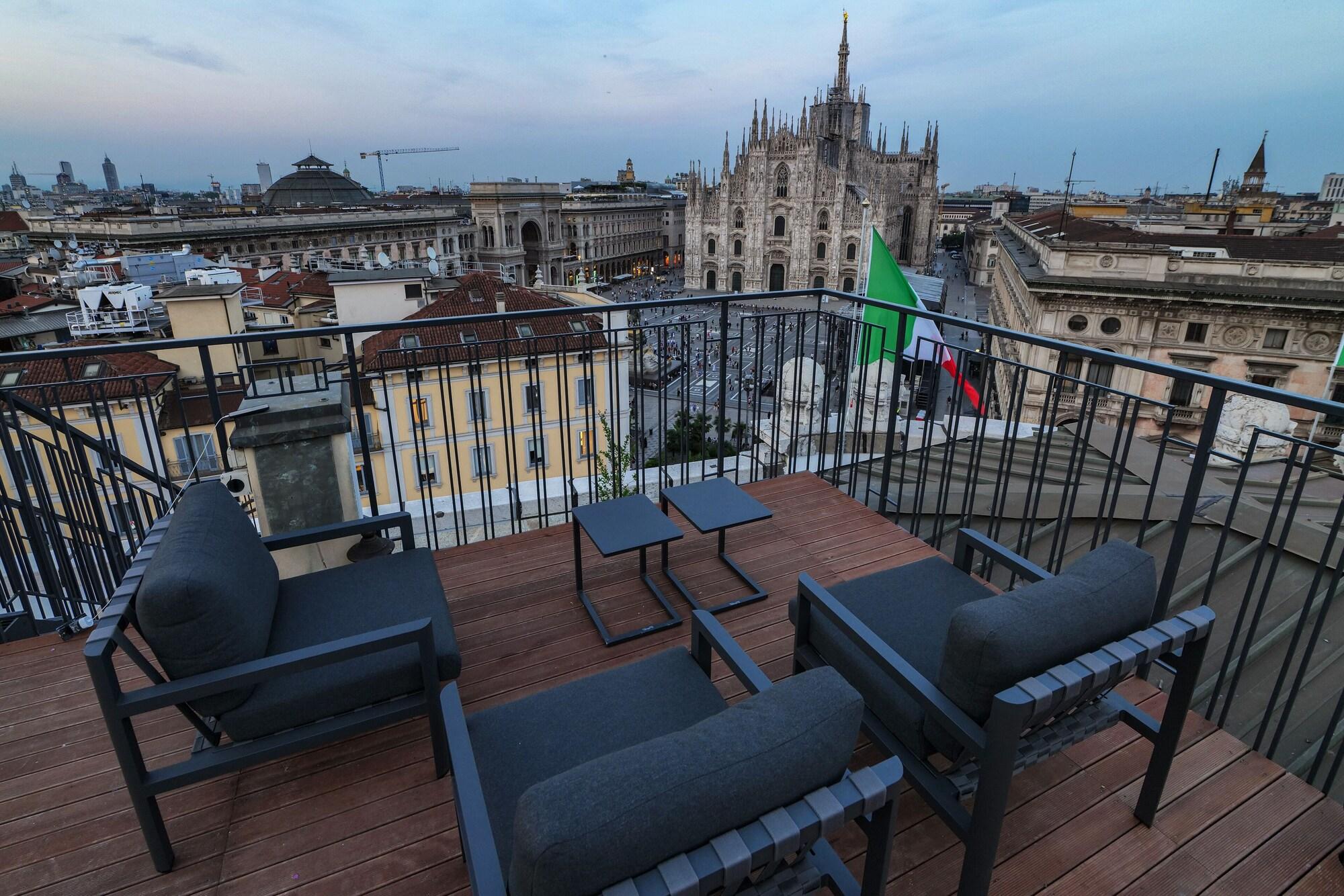 Varios Prestige Boutique Homes Aparthotel Piazza Duomo View