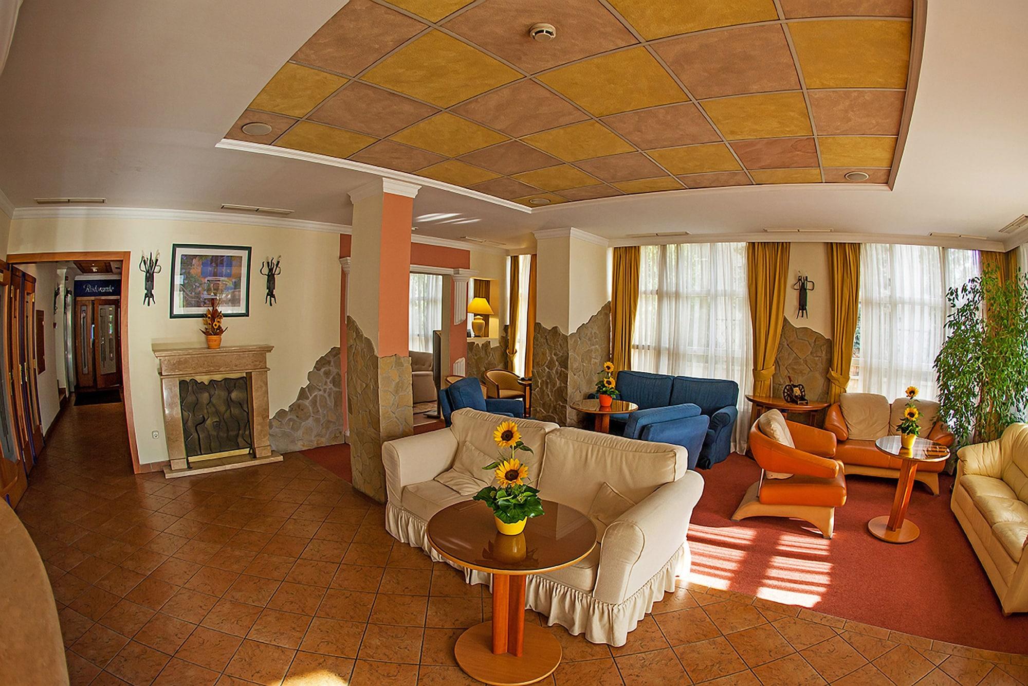 Vista Lobby Hotel Mediterran