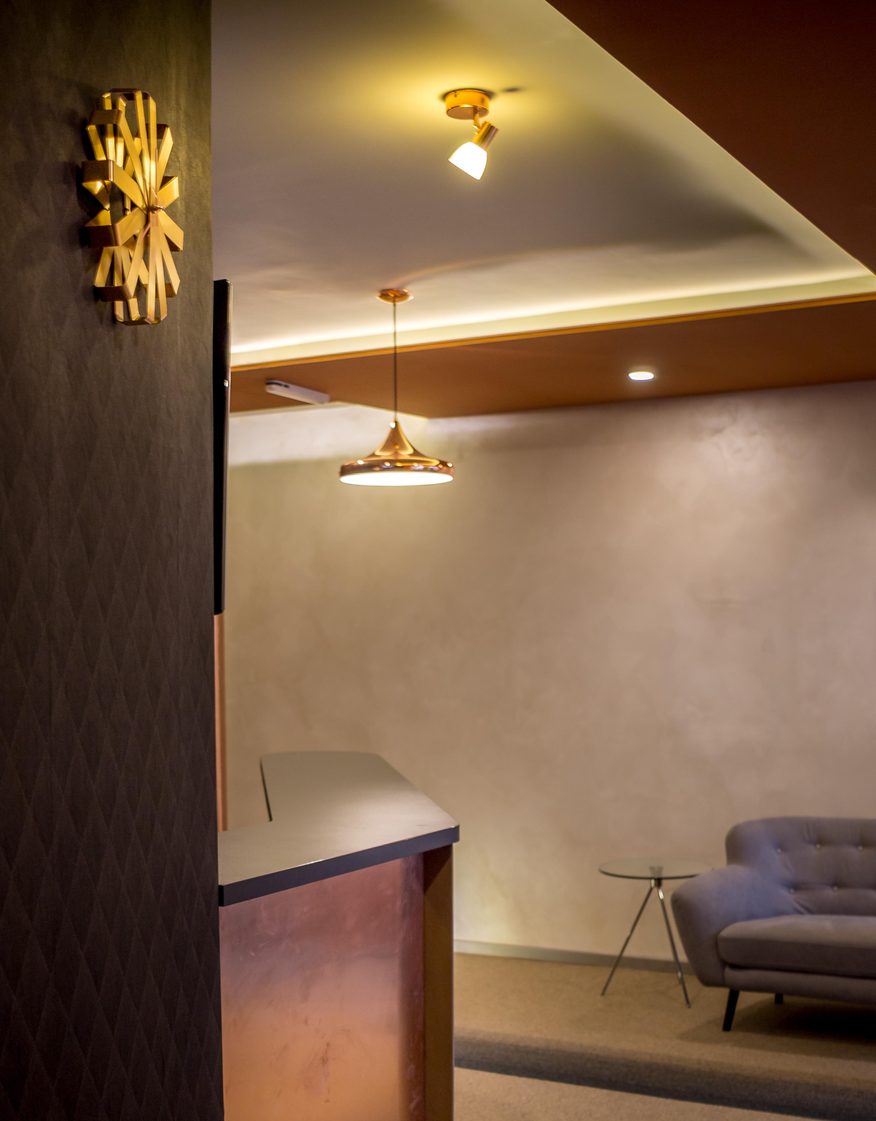 Vista Lobby Privilege Suites by Central Park