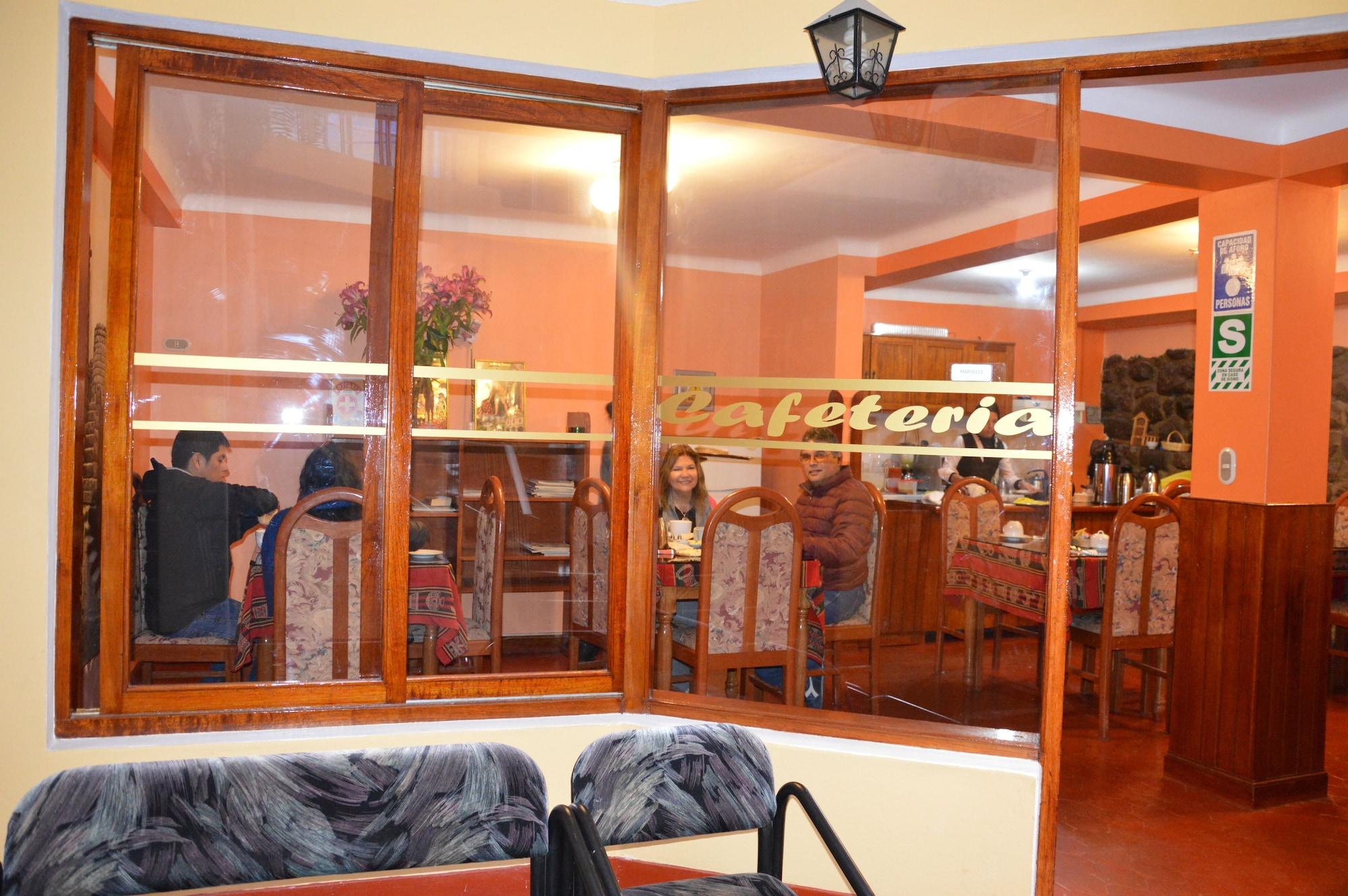 Bar/Salón Hostal Huaynapata