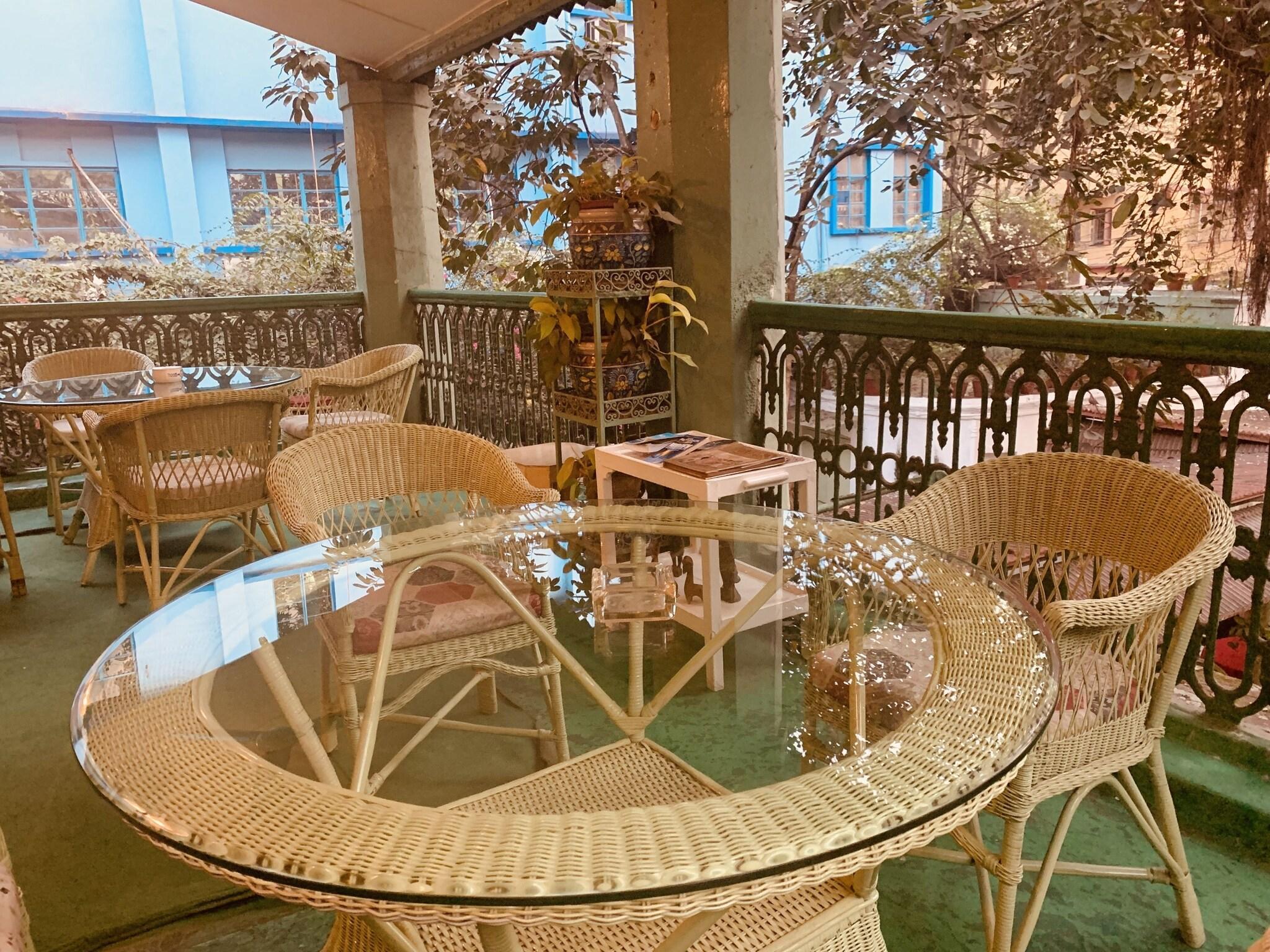 Restaurant The Elgin Fairlawn Kolkata