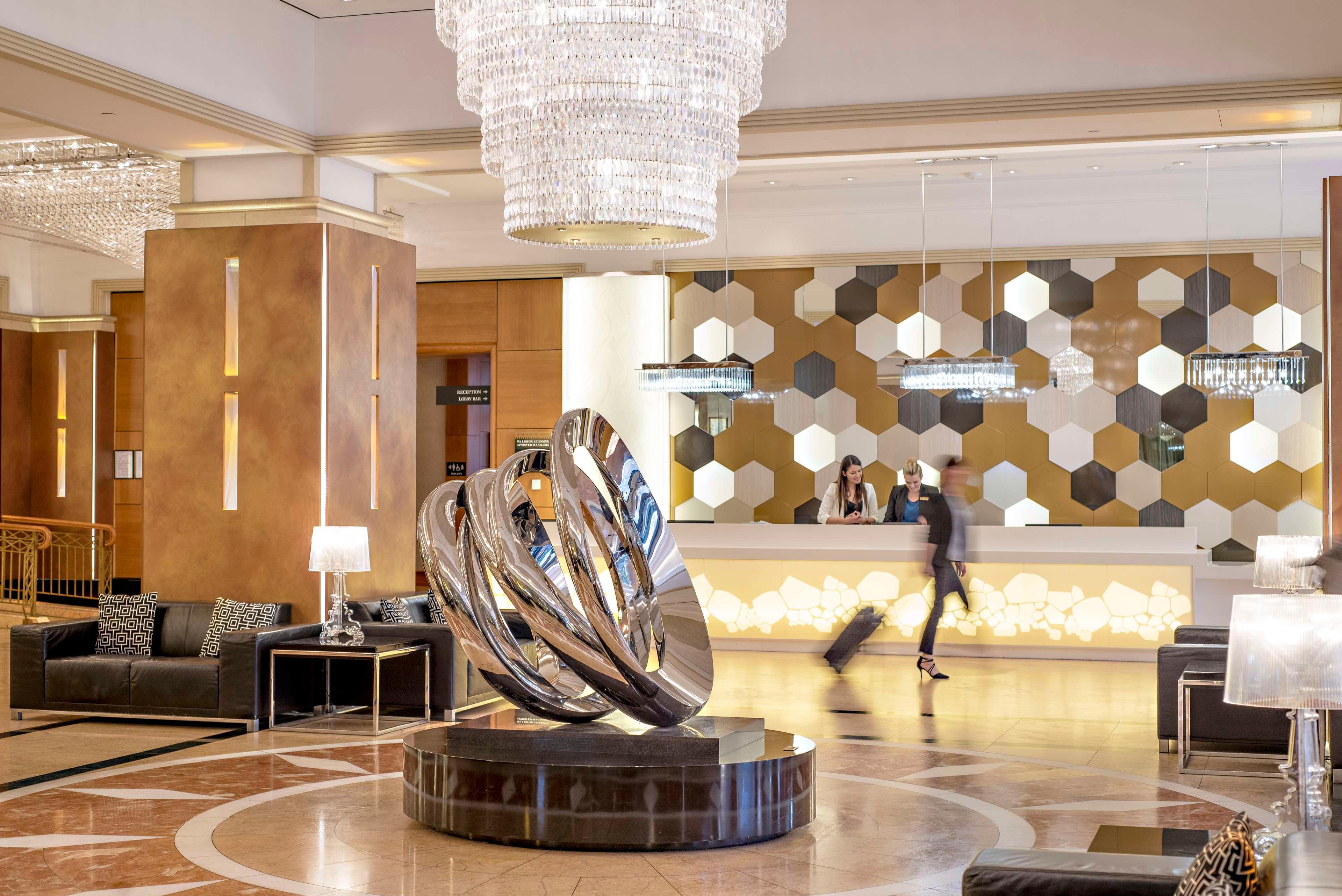 Vista Lobby Duxton Hotel Perth