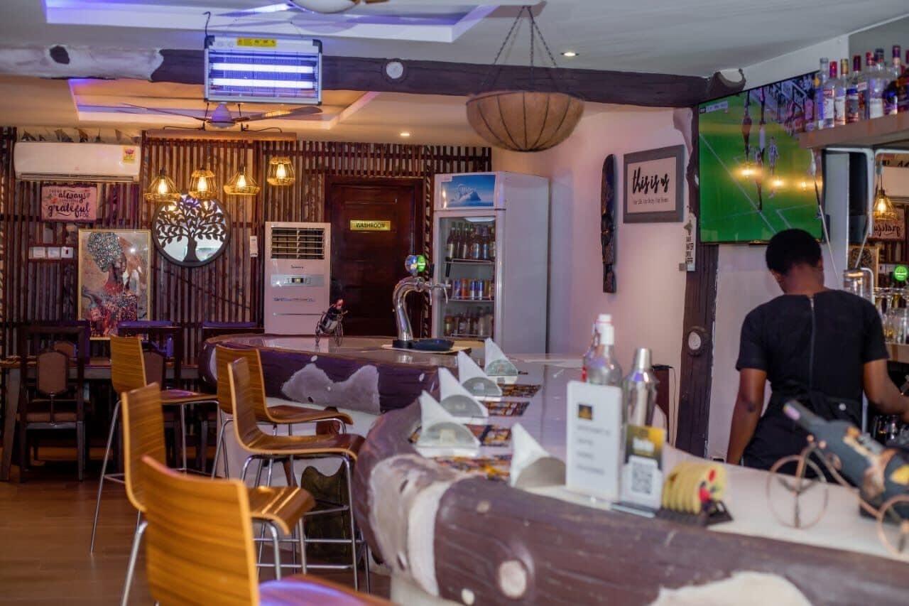 Restaurant ADESHIE FIE HOTEL