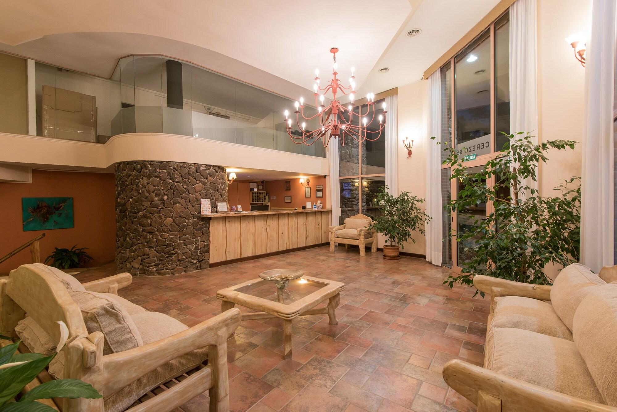 Vista Lobby Carilo Palace Apart & Spa
