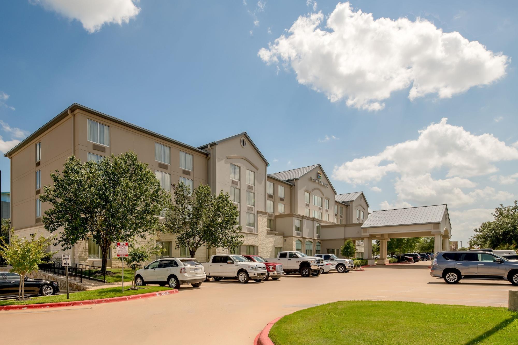 Vista Exterior Hyatt Place College Station
