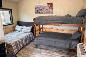 Alquiler Vacacional - O’Neill Venture’s Bunk Cabin with WIFI