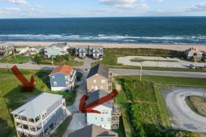 Alquiler Vacacional - Across the street from the beach!!  4/3 with Spectacular views & ELEVATOR!