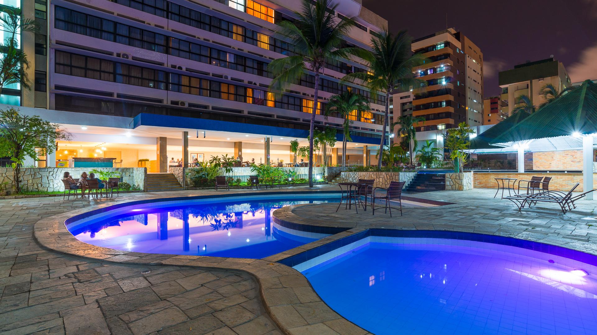 Vista Piscina El Aram Beach e Convention
