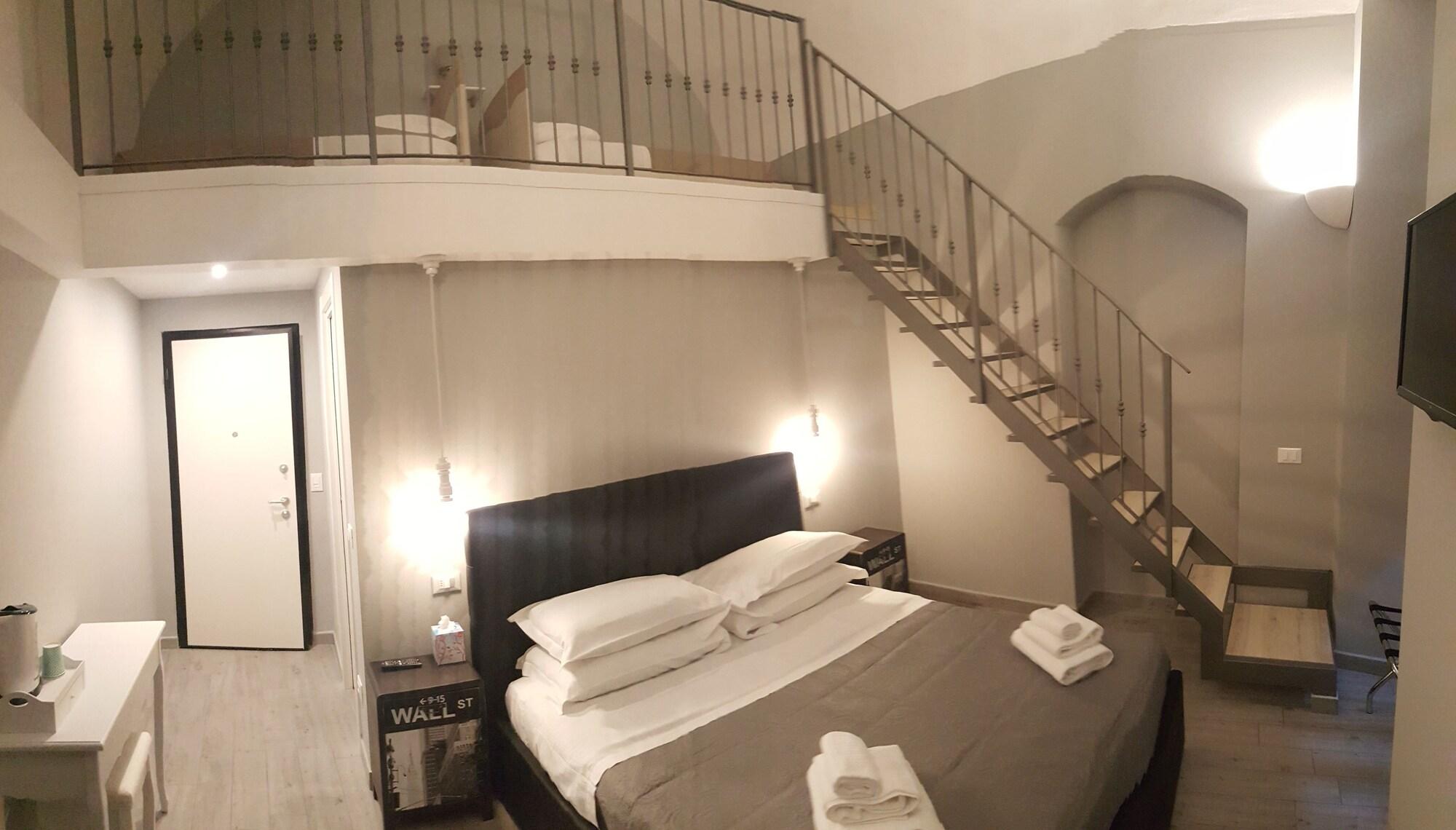 Varios Relais Virginia Home