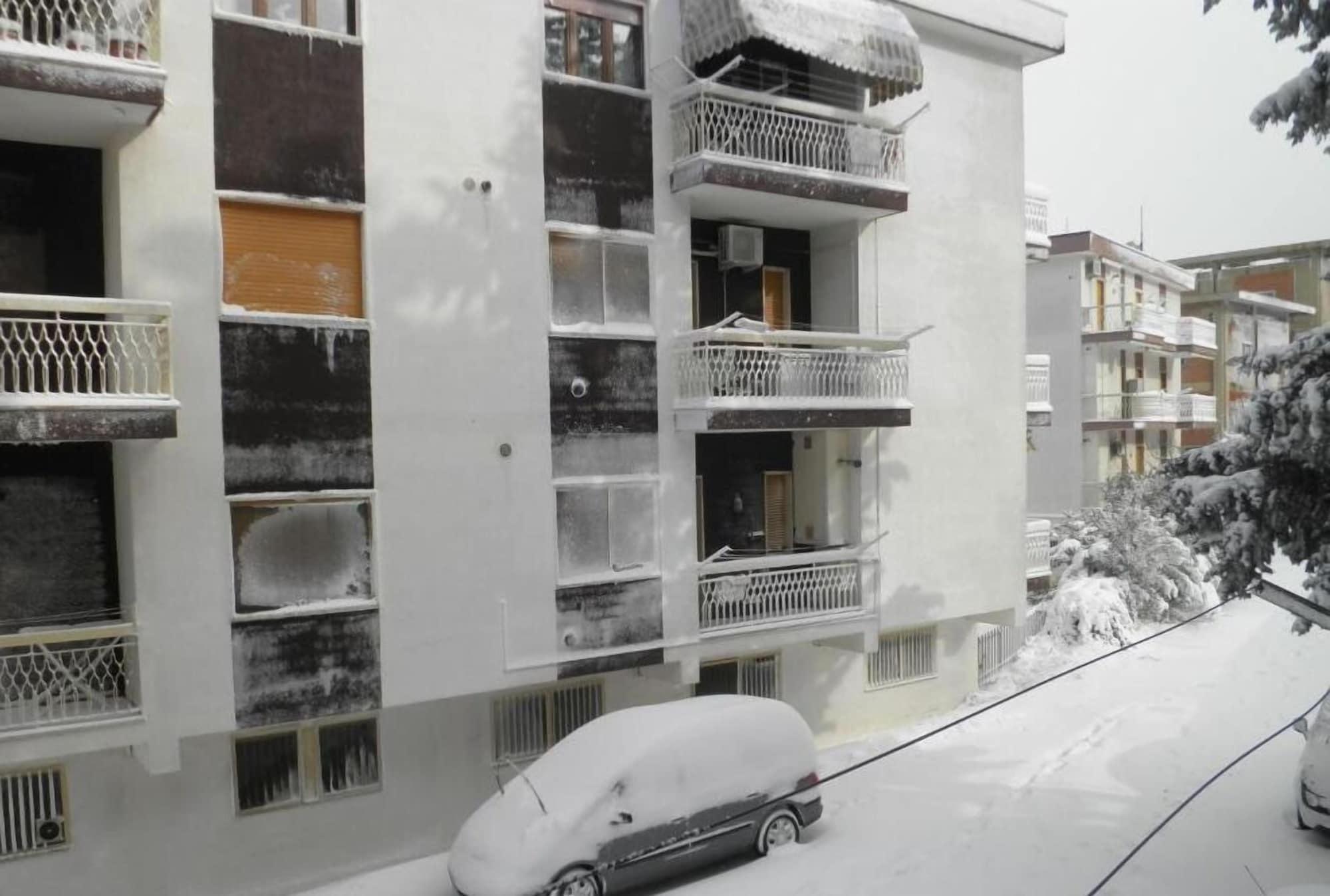 Vista Exterior Don Milani
