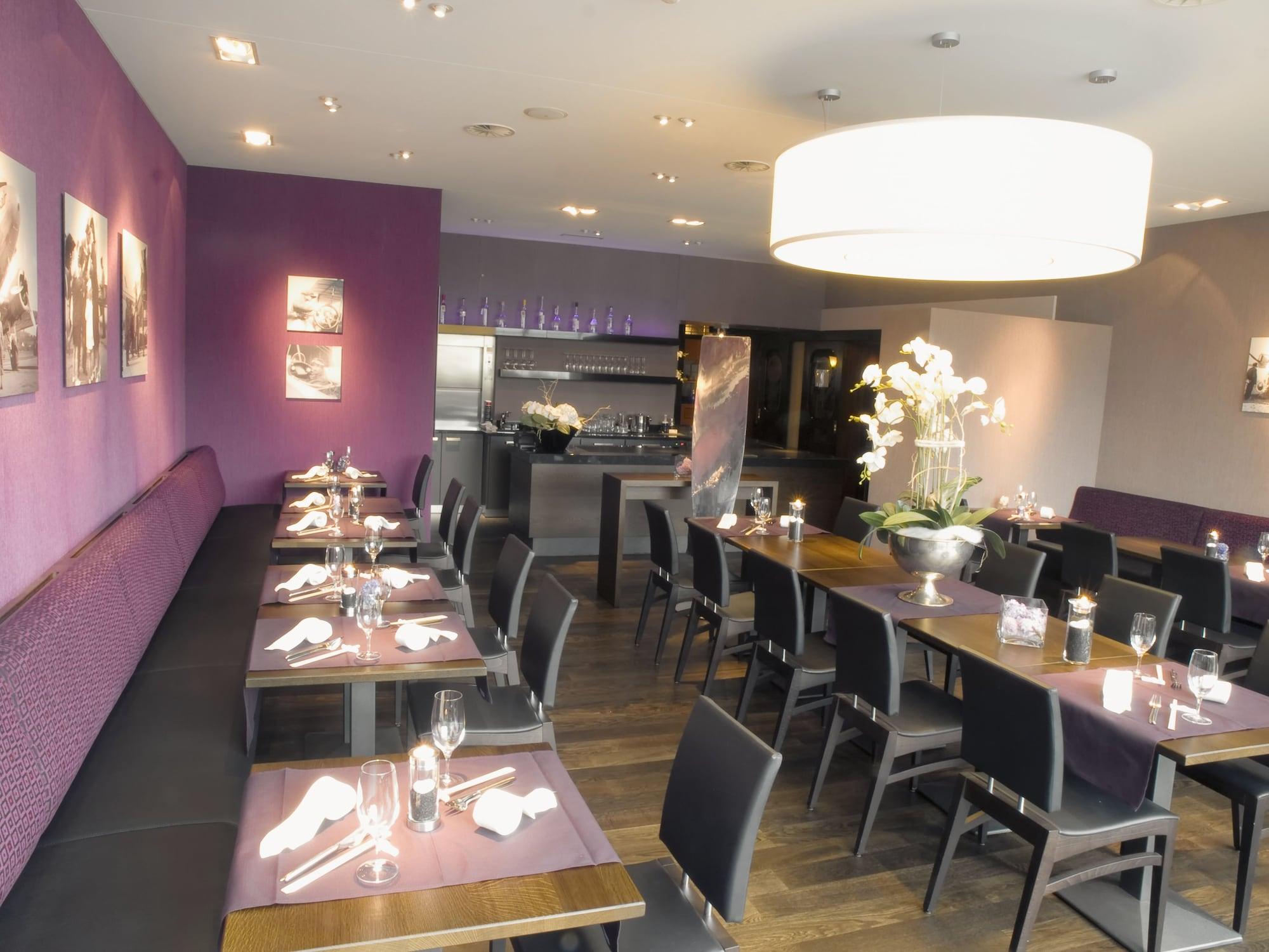 Restaurant achesa homes Zürich