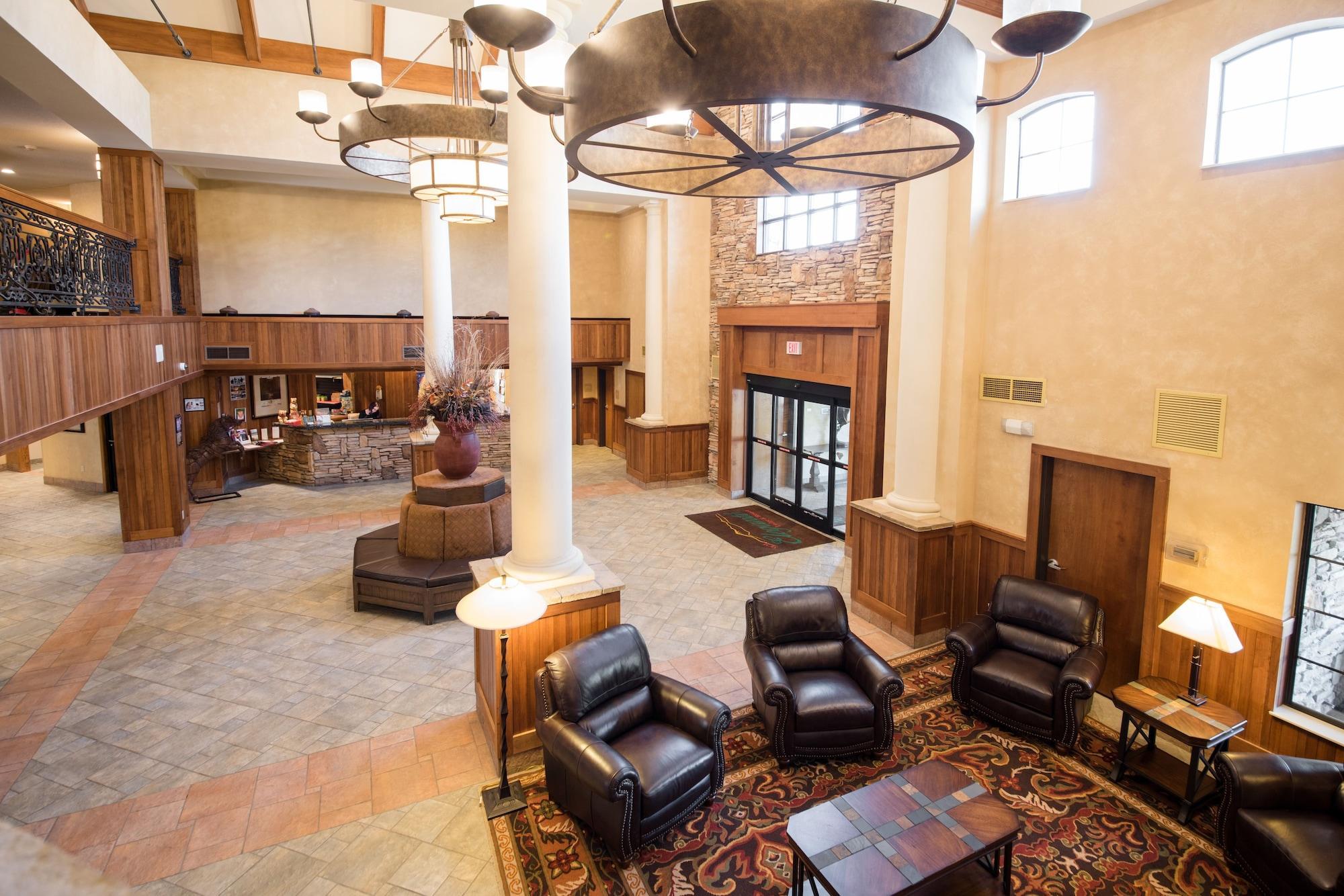 Vista Lobby MCM Elegante Lodge & Suites Ruidoso