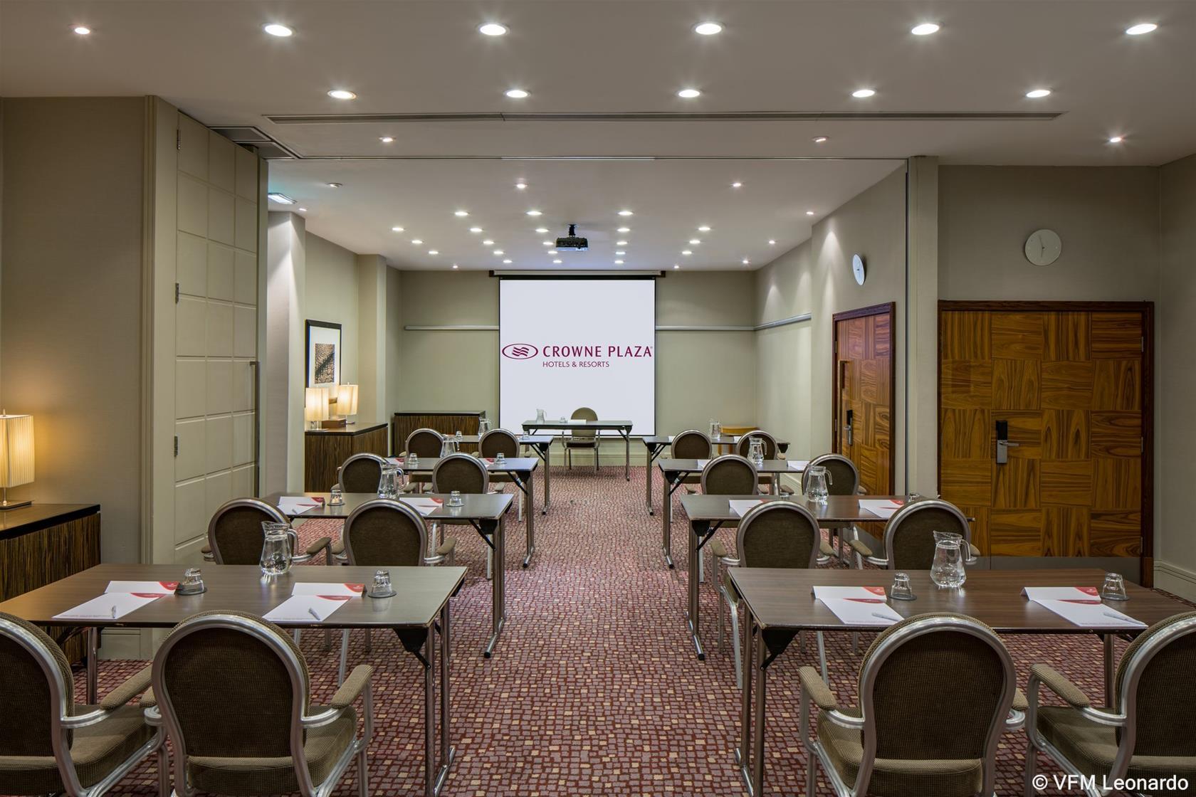 Centro de Negocios Crowne Plaza Reading, an IHG Hotel