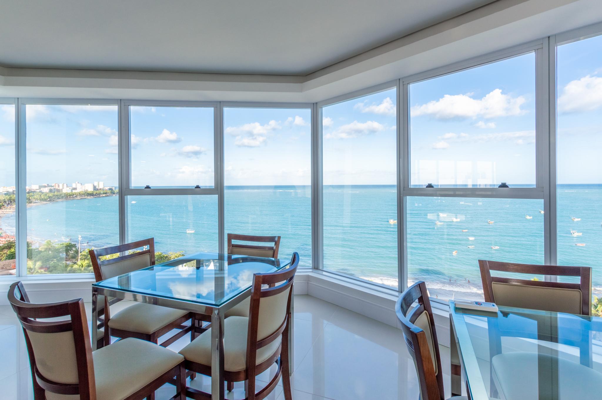 Restaurant Hotel Brisa Suites
