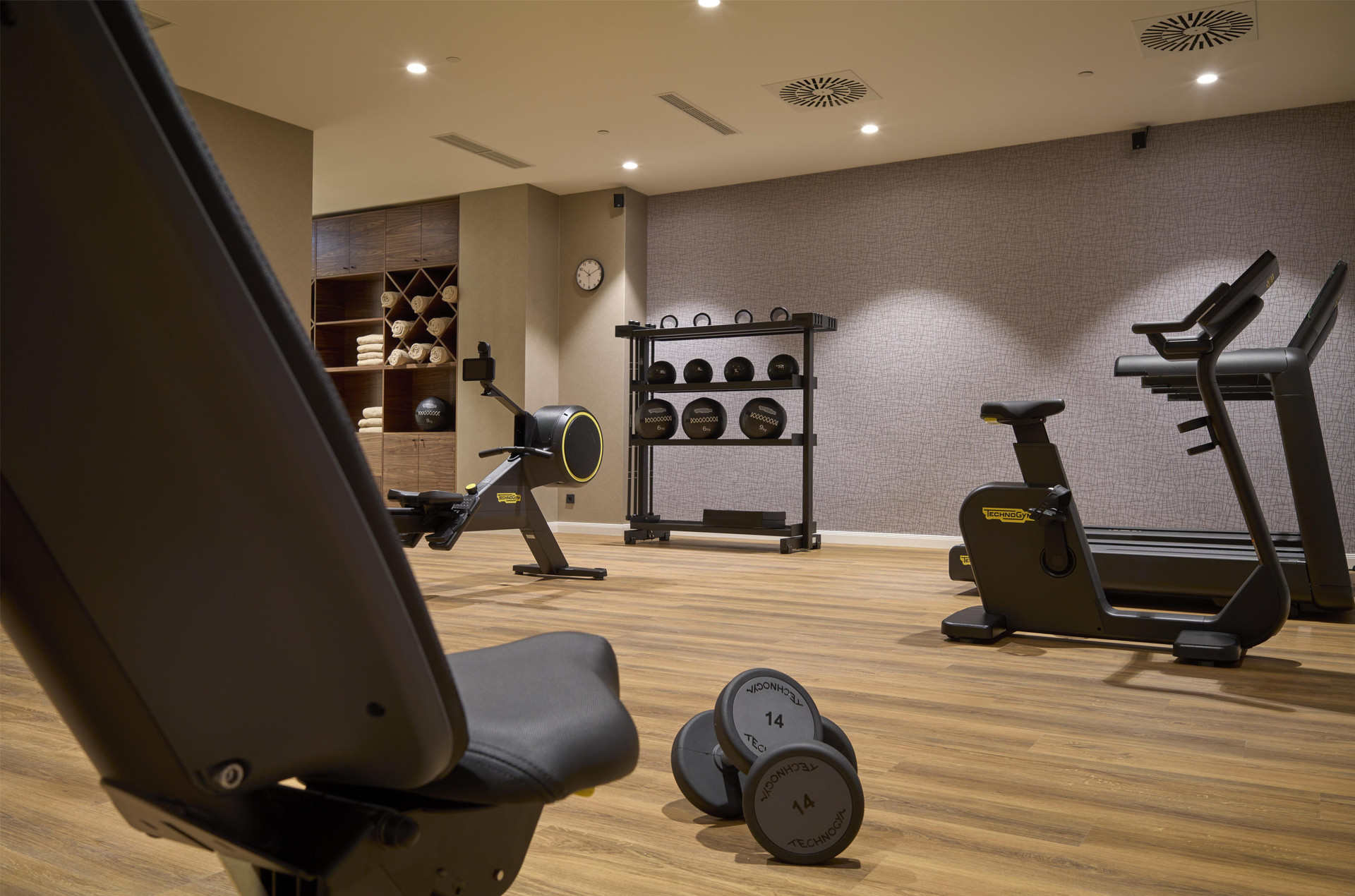 Gimnasio Hotel Saski Krakow, Curio Collection by Hilton
