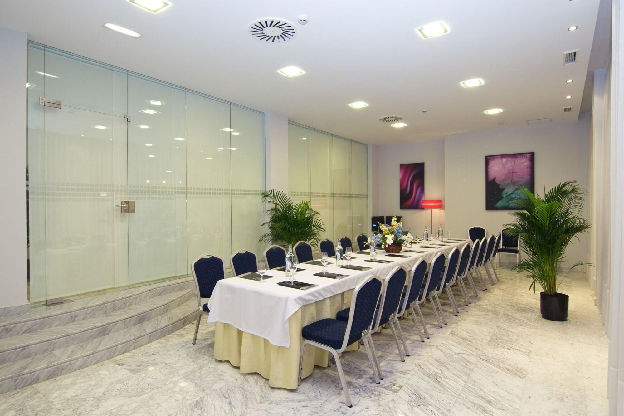 Sala de Reuniones Hotel Castro Real