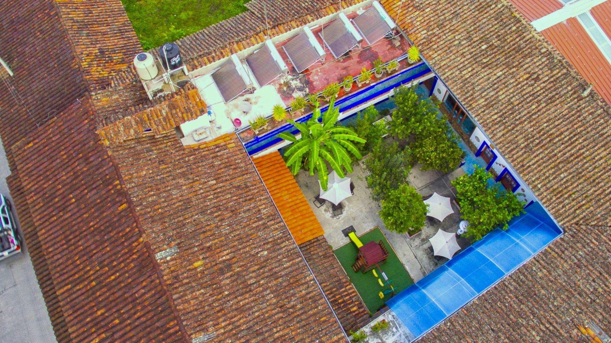 Vista Exterior Hostal Plaza Central
