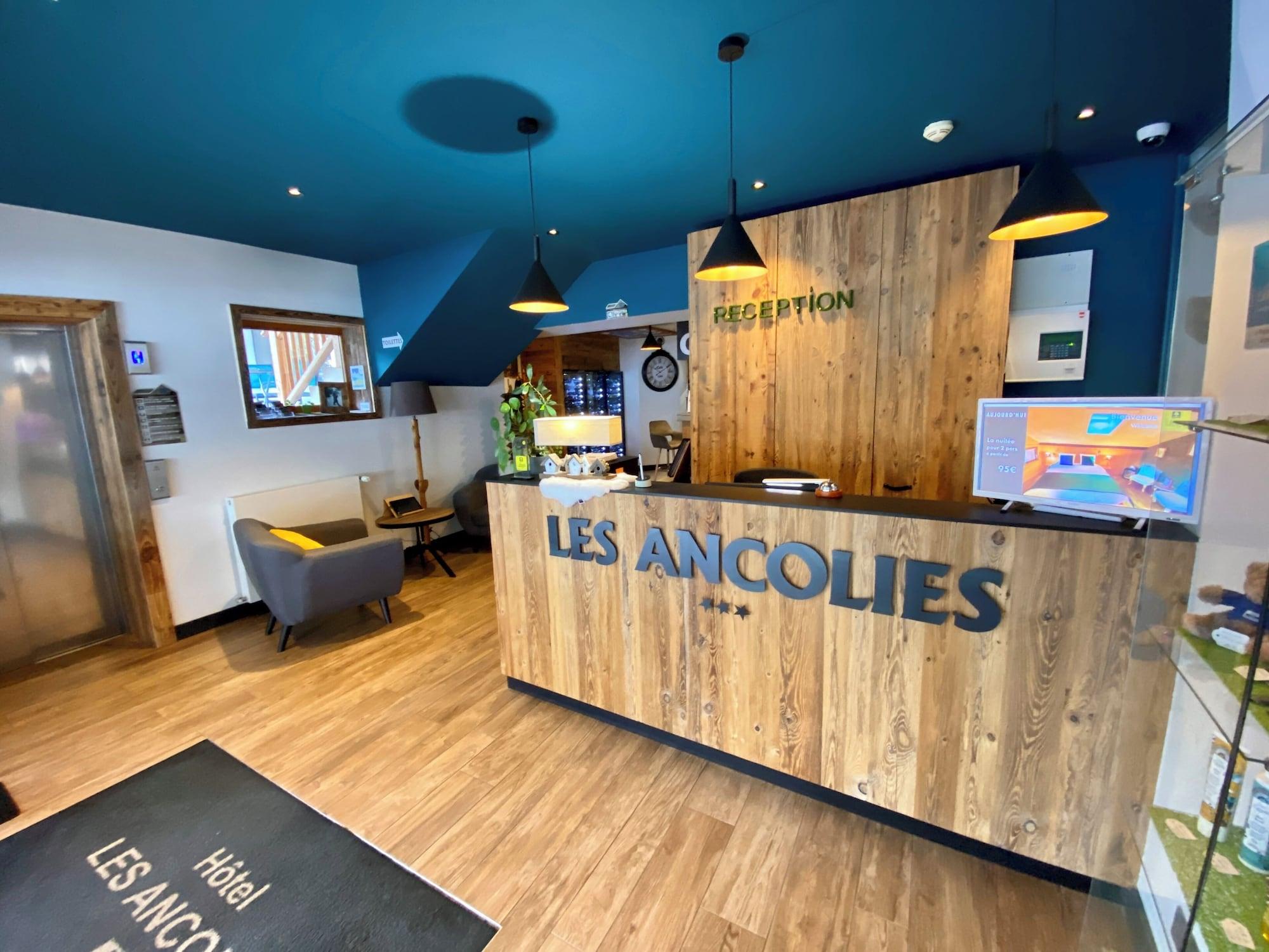 Vista Lobby Hotel Les Ancolies
